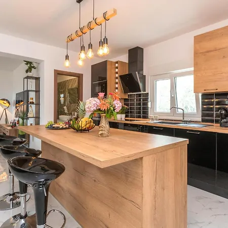 Awesome In * Gorica (Zadar)